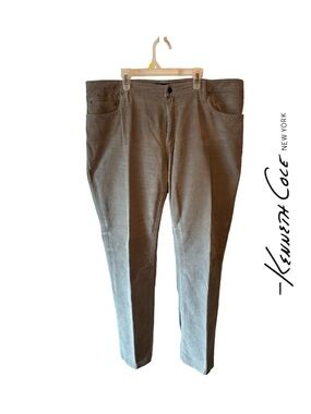 Kenneth Cole Men’s Classic Pinwale Corduroy Pants in Light Gray